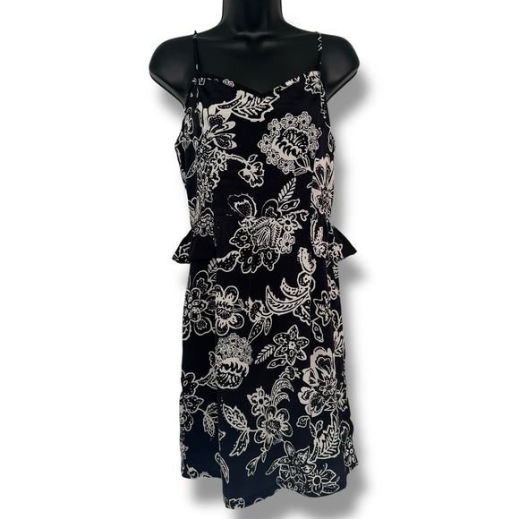 American Eagle Outfitters Dresses & Skirts - Y2K American Eagle Outfitters Sleeveless Dress Size 10 Black White Floral Ruffle